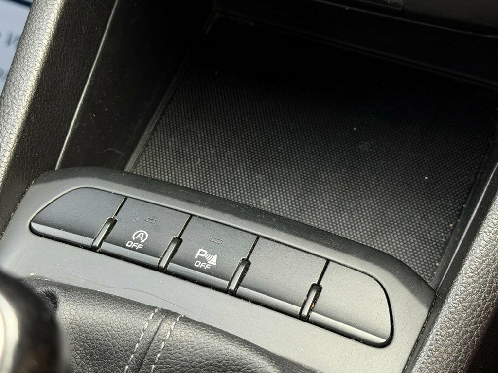 Kia Stonic Grey #48