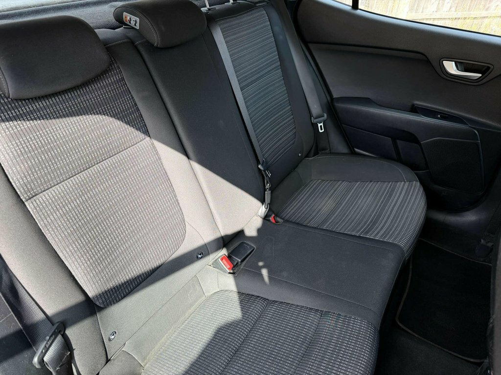 Kia Stonic Grey #10