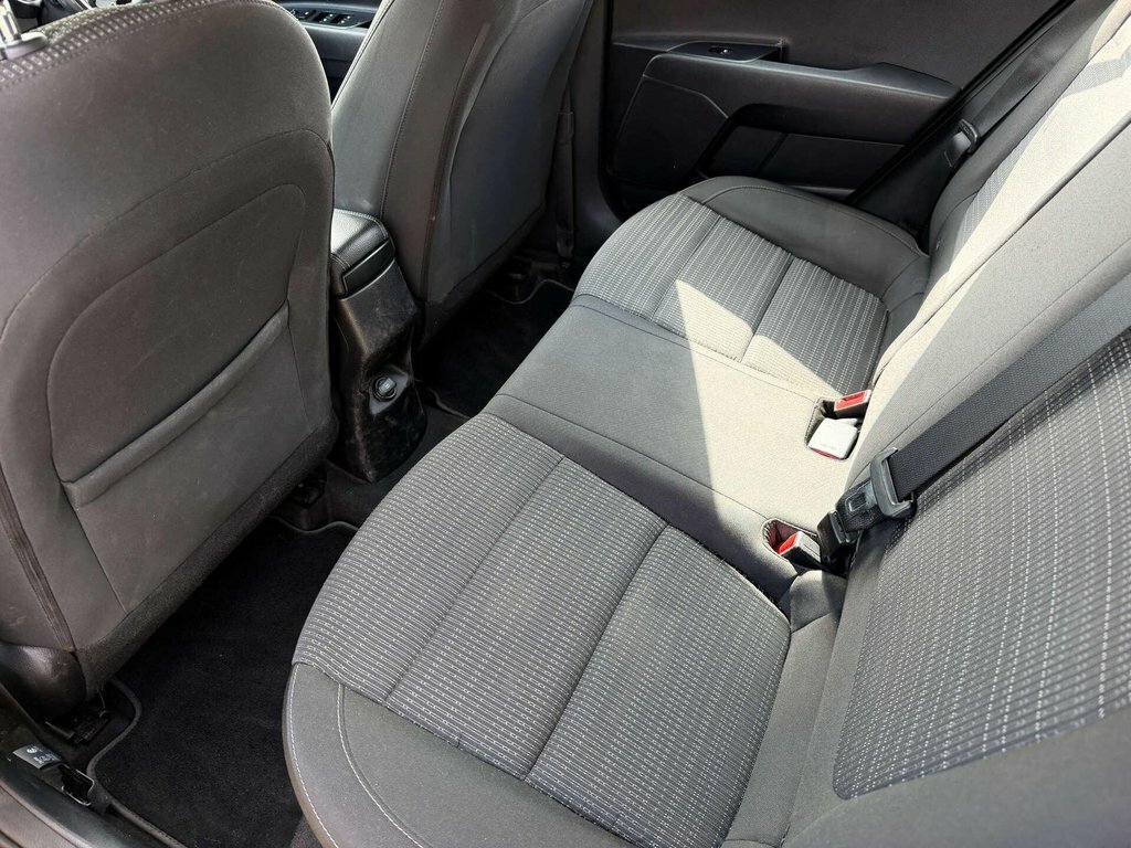 Kia Stonic Grey #35