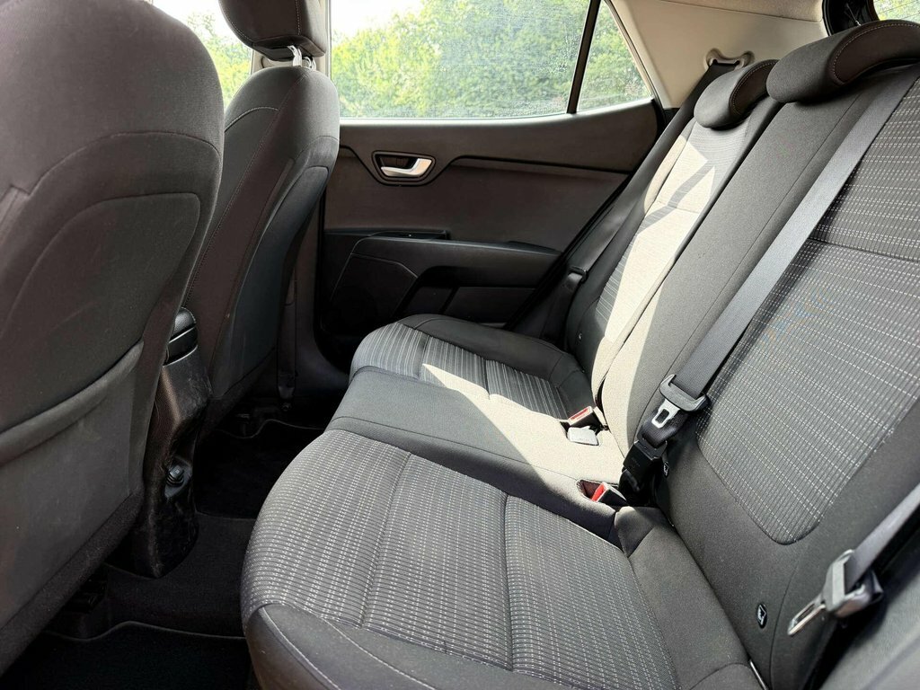 Kia Stonic Grey #34