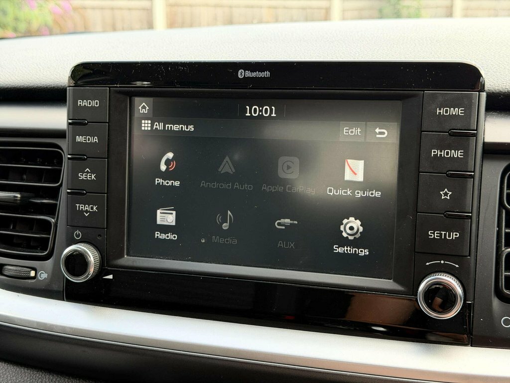 Kia Stonic Grey #54