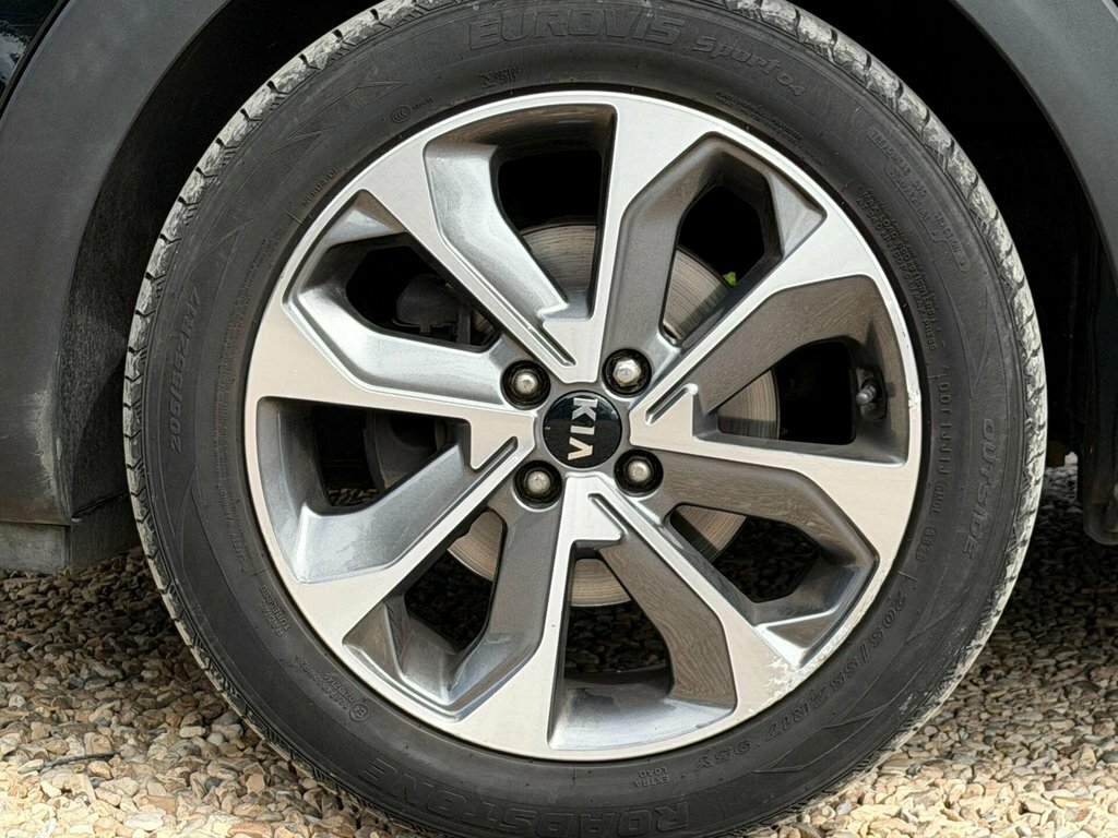 Kia Stonic Grey #25