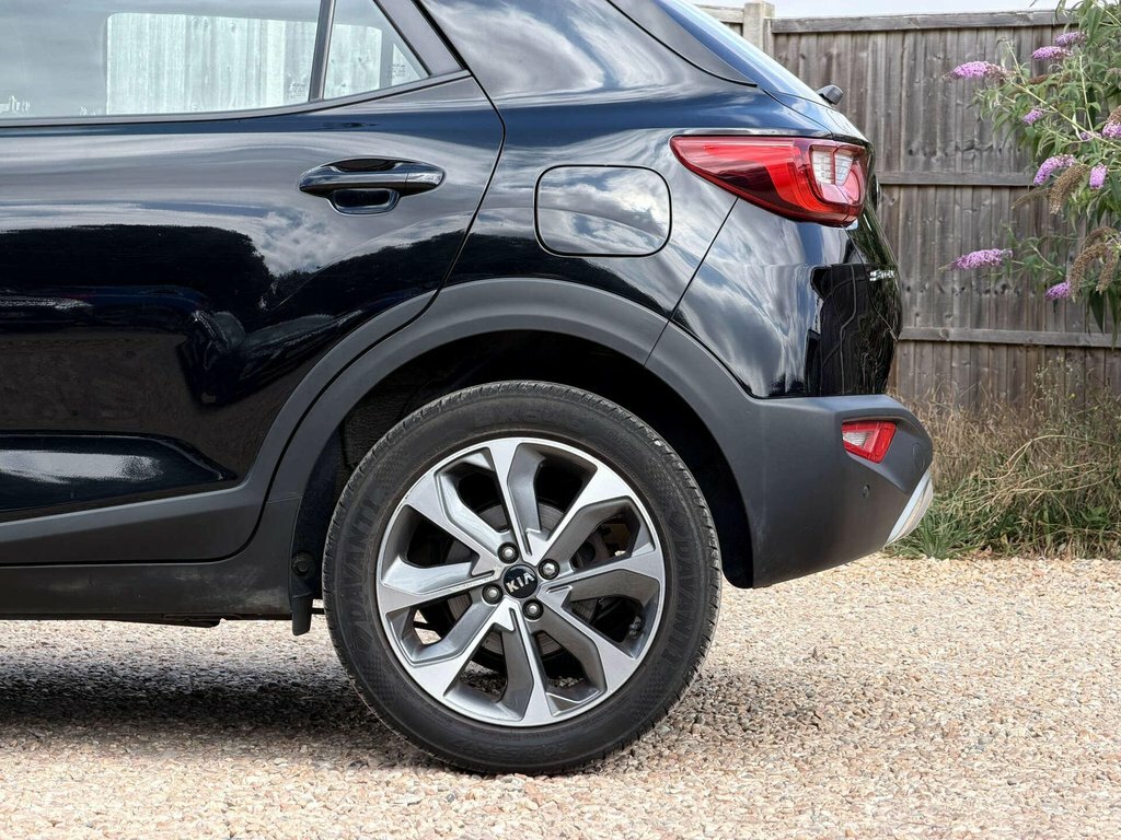 Kia Stonic Grey #21