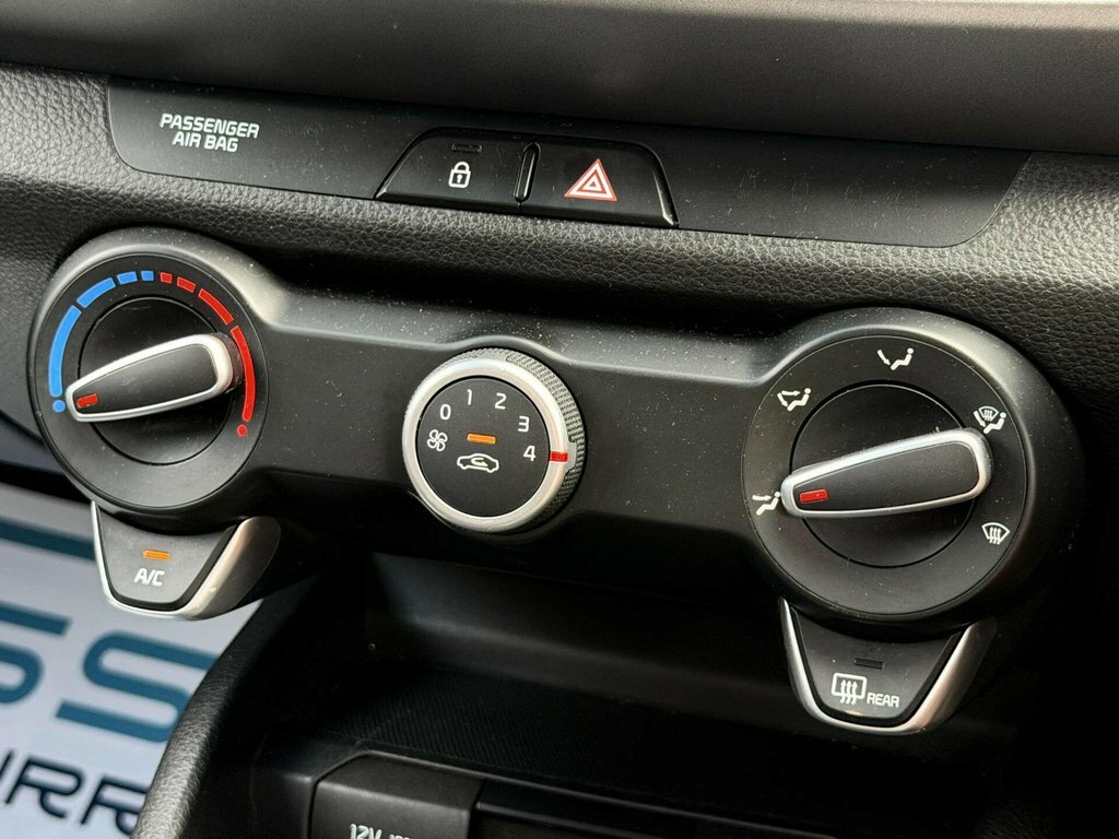 Kia Stonic Grey #50