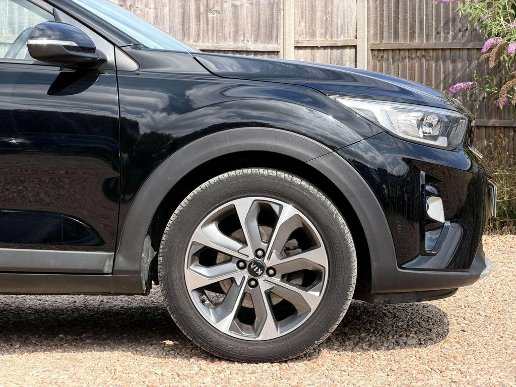 Kia Stonic Grey #20