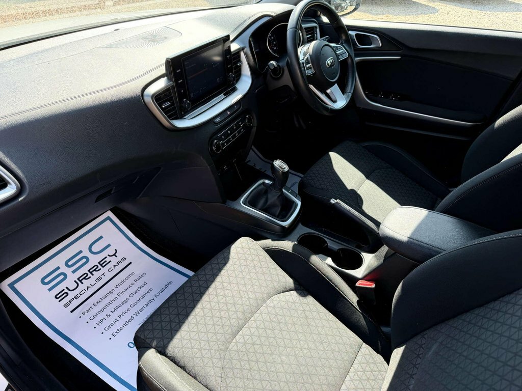 Kia Xceed 1L 2 White #6