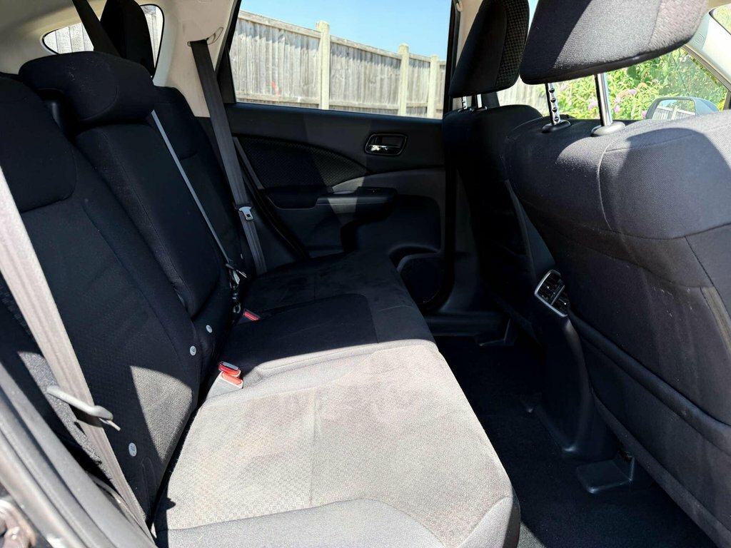 Honda Cr-V Se Plus Silver #31