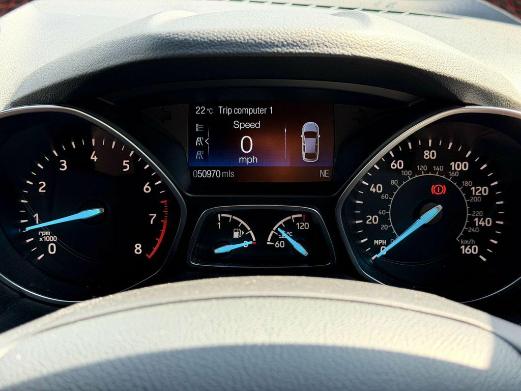 Ford Kuga 2.0 Tdci Ecoblue Vignale Suv Powershift White #8