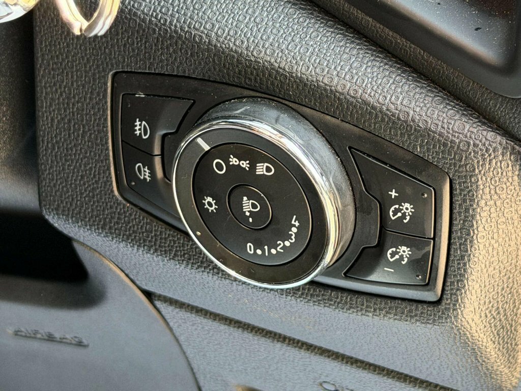 Ford Ecosport Black #44