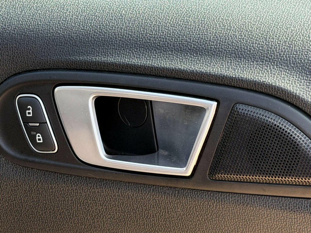 Ford Ecosport Black #47