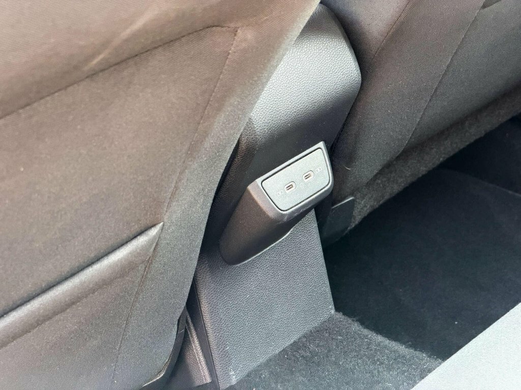 Volkswagen Taigo Hatchback Grey #33