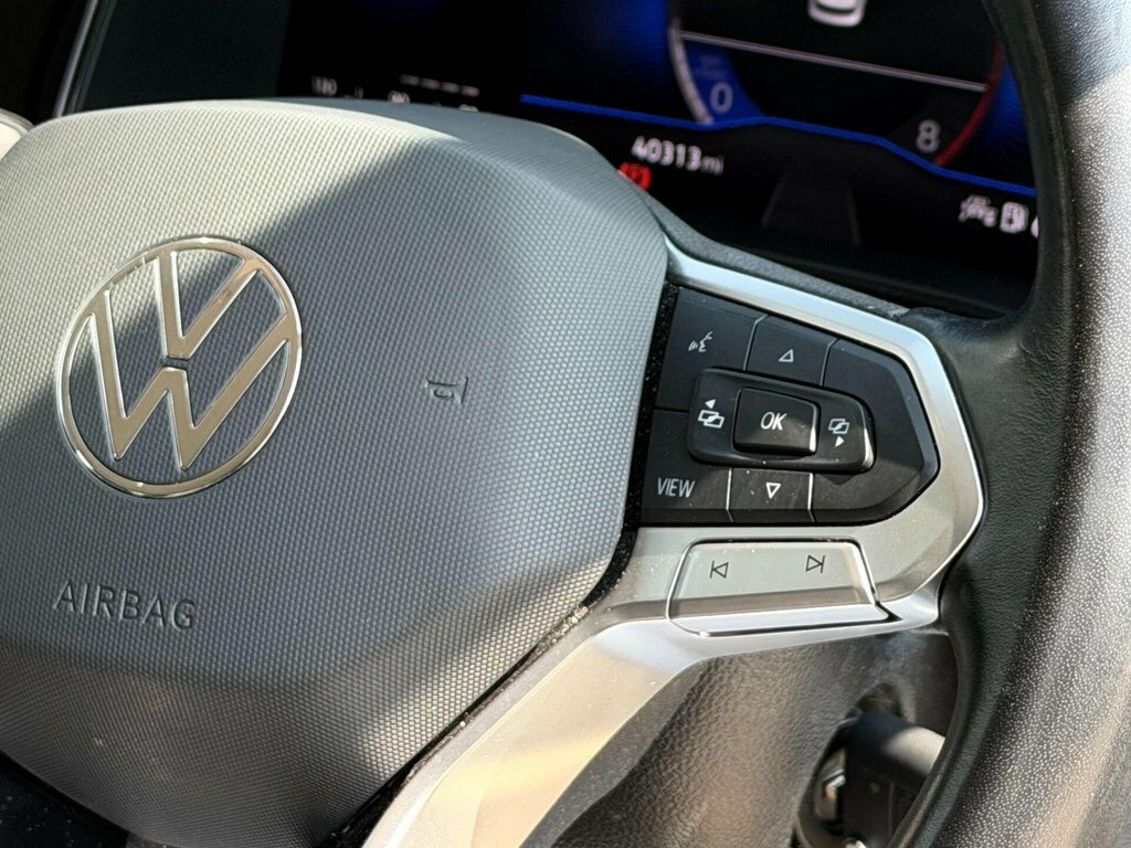 Volkswagen Taigo Hatchback Grey #42