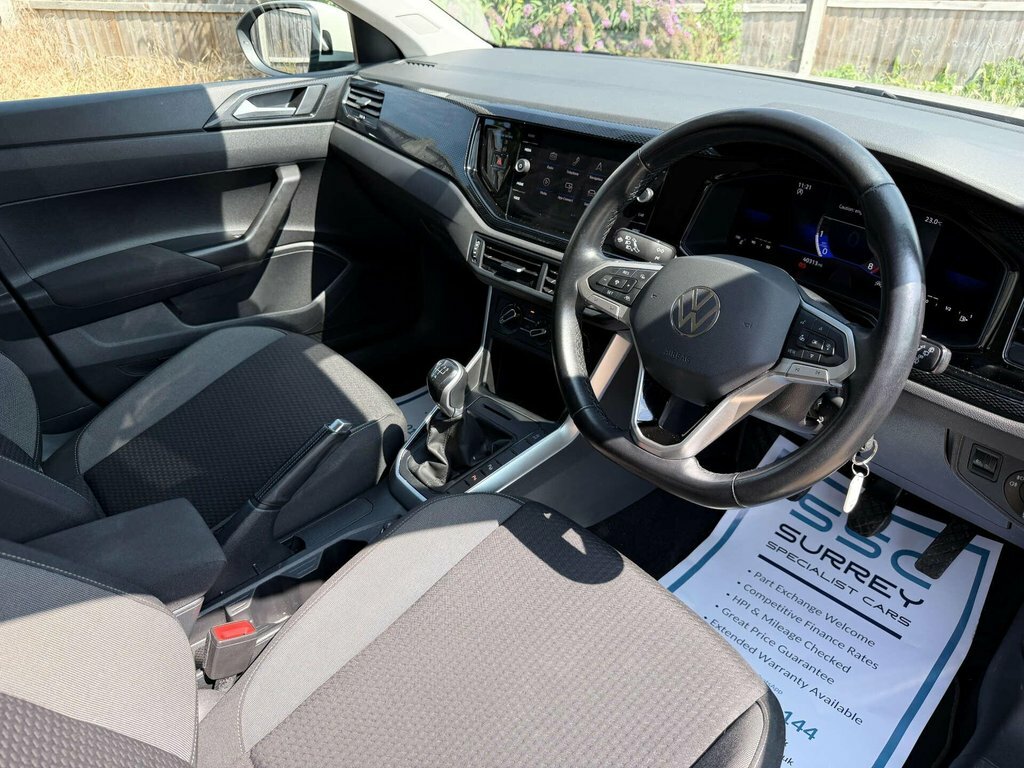 Volkswagen Taigo Hatchback Grey #30