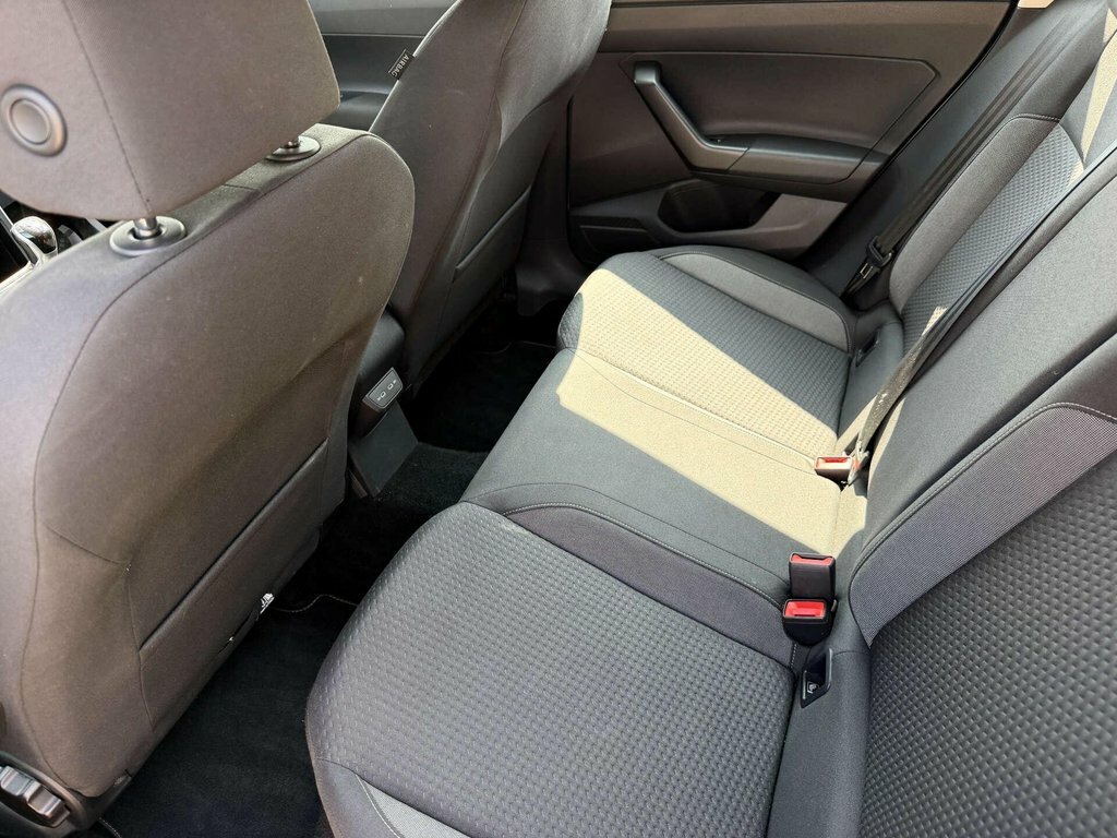 Volkswagen Taigo Hatchback Grey #10