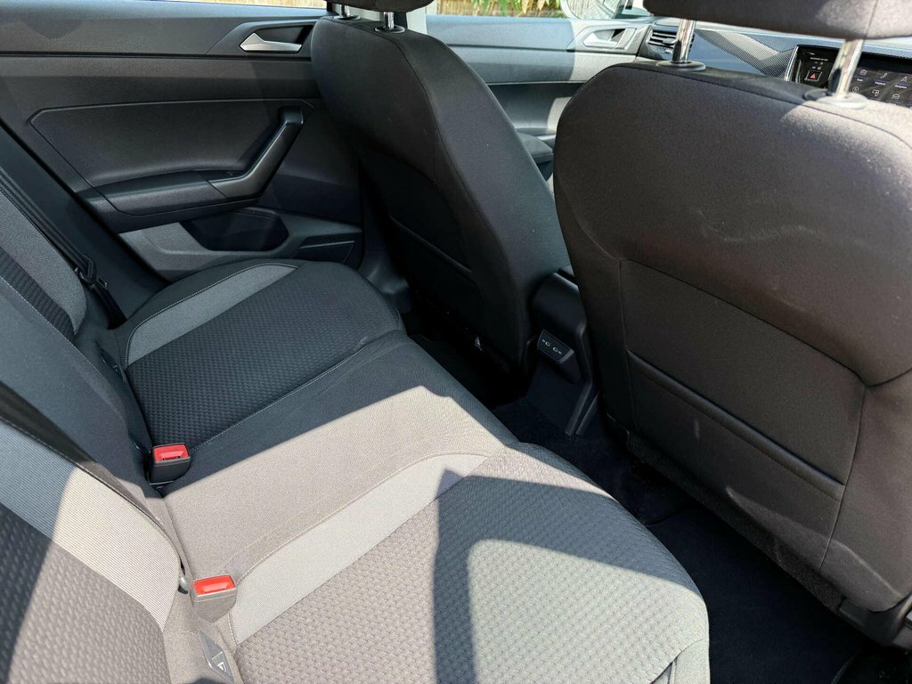 Volkswagen Taigo Hatchback Grey #9