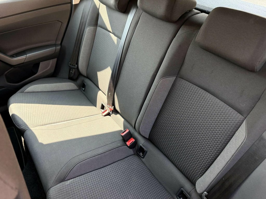 Volkswagen Taigo Hatchback Grey #37