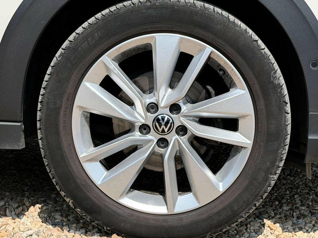 Volkswagen Taigo Hatchback Grey #27