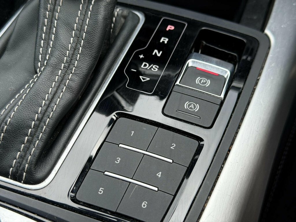 Audi A6 2.0 Tdi Ultra Se 188 Bhp Black #51
