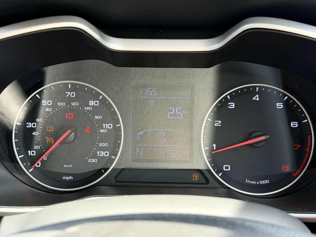 MG ZS Zs Exclusive T White #39