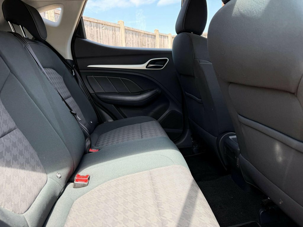 MG ZS Zs Exclusive T White #35