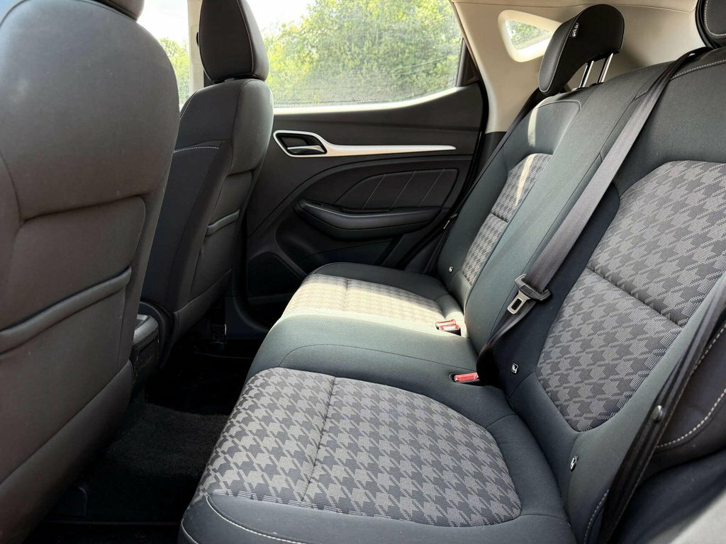 MG ZS Zs Exclusive T White #33