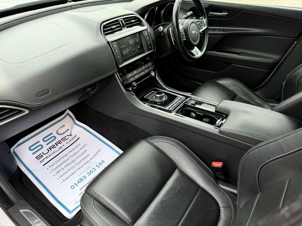 Jaguar XE 2L R-sport White #6