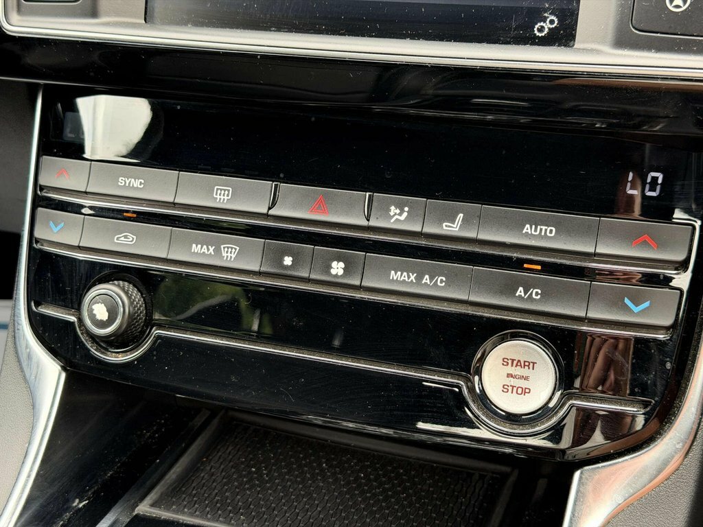 Jaguar XE R-sport Grey #54