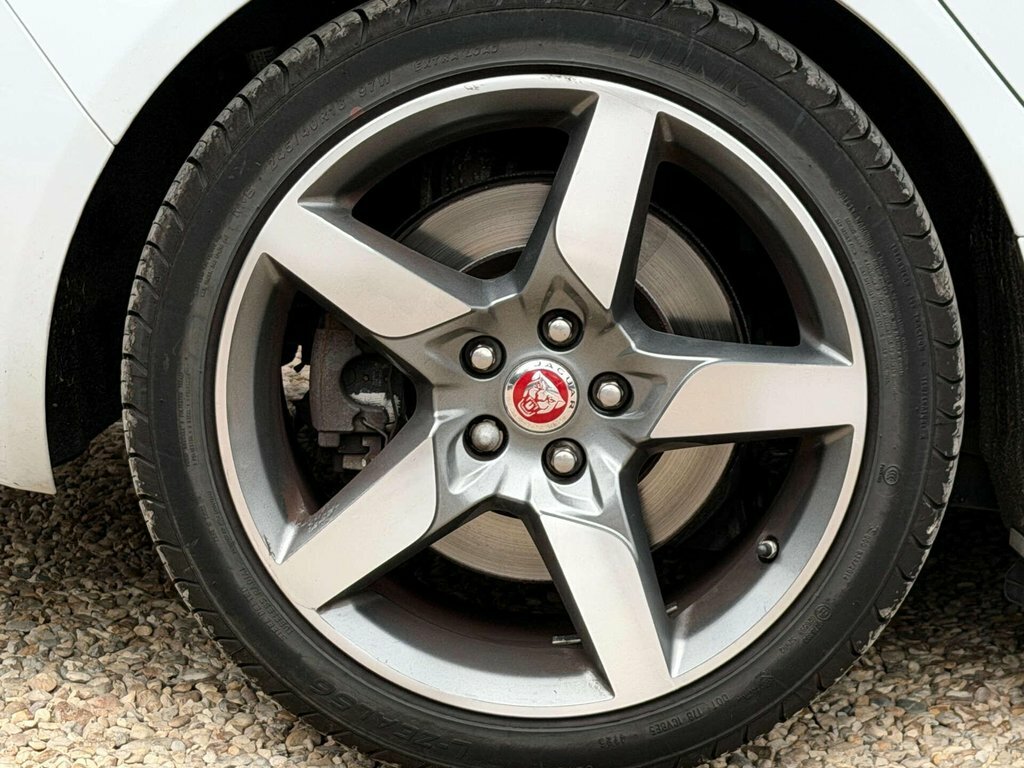 Jaguar XE R-sport Grey #26