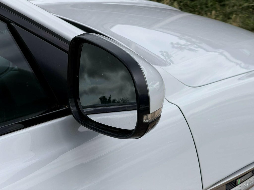 Jaguar XE R-sport Grey #19