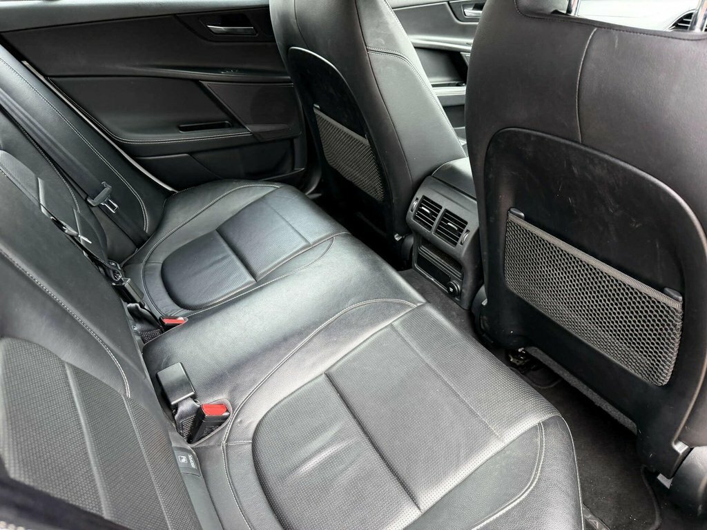 Jaguar XE R-sport Grey #36