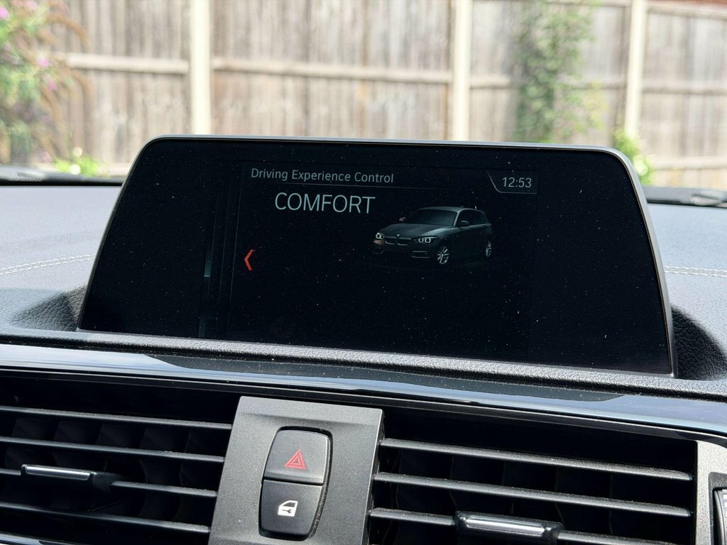 BMW 1 Series Se Professional Multi Black #67