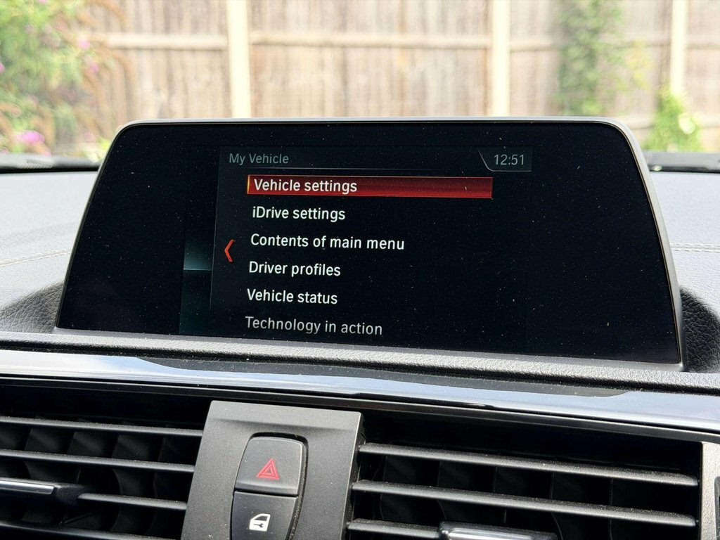 BMW 1 Series Se Professional Multi Black #65