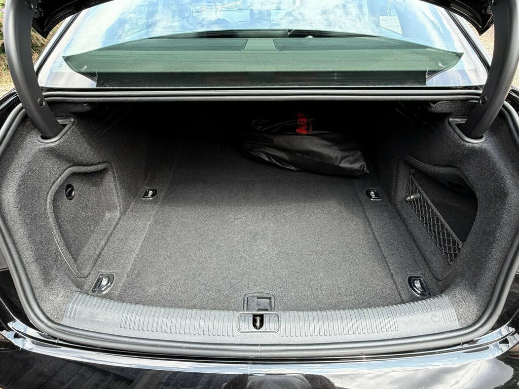Audi A4 Avant Tdi Ultra Sport Black #68