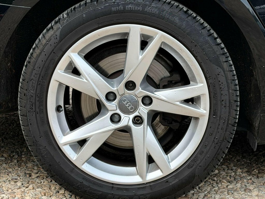 Audi A4 Avant Tdi Ultra Sport Black #27