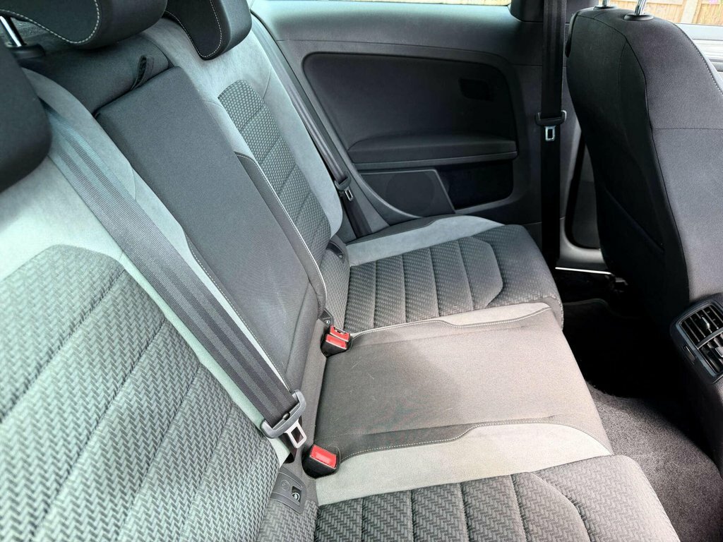 Volkswagen Golf Golf Match Tsi Evo White #9