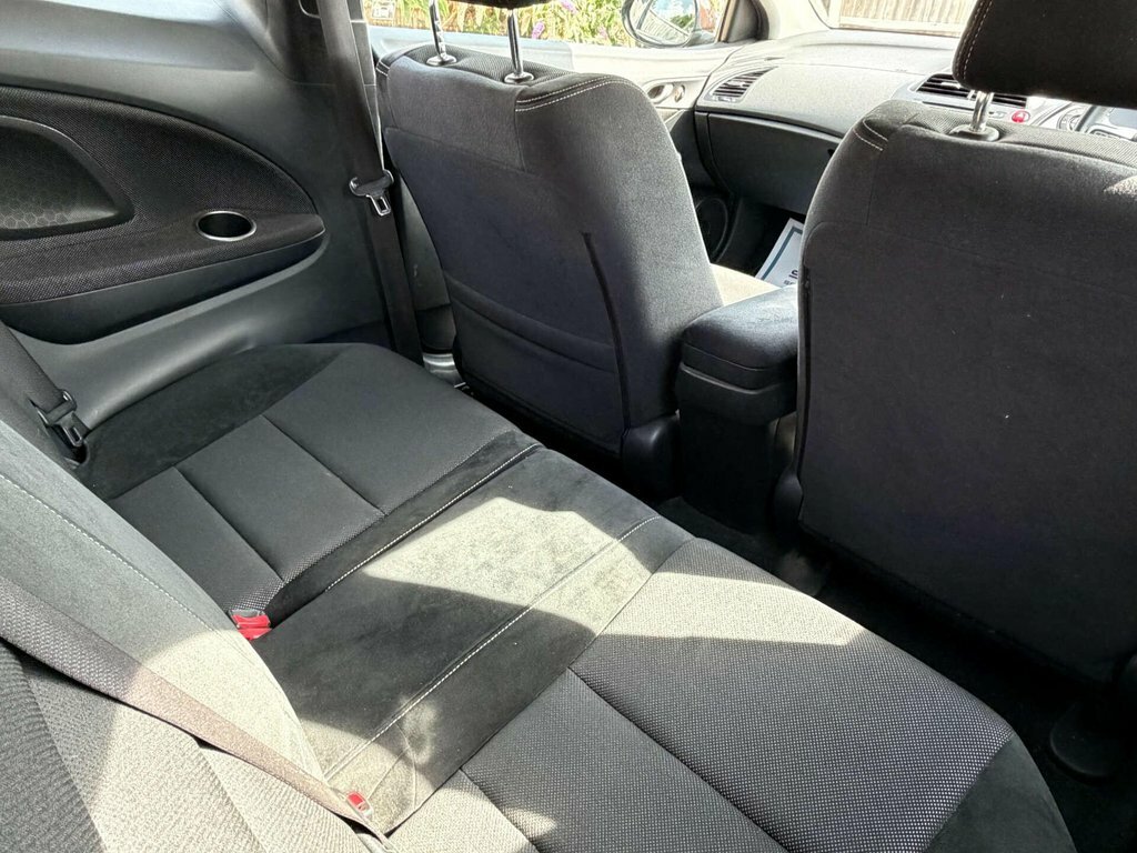 Honda Civic 1.4 I-vtec Se Grey #35