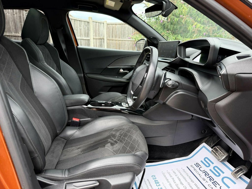 Peugeot 2008 1.2L Gt PE20WXS Orange #5