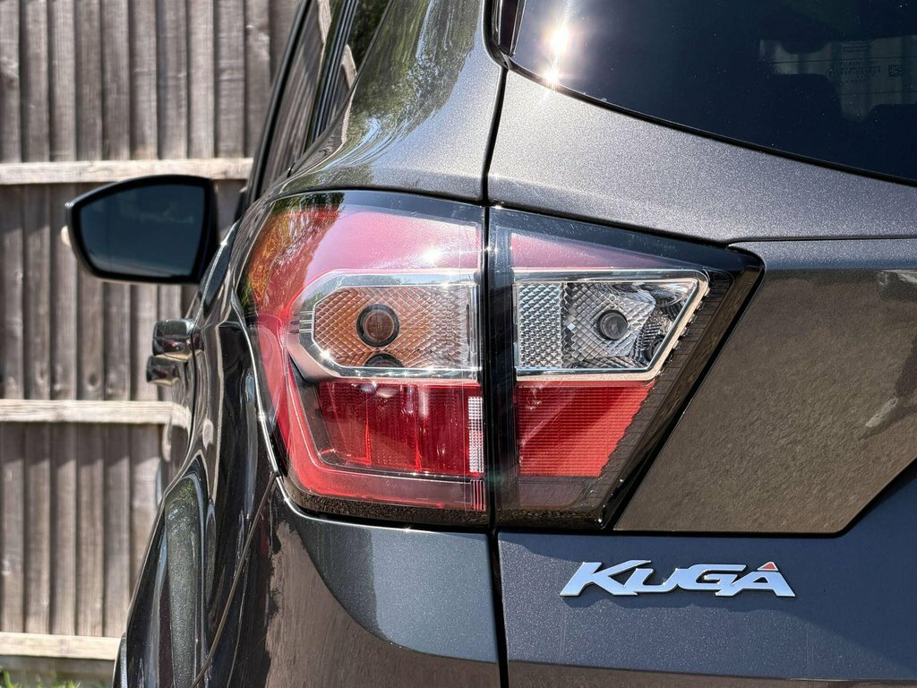 Ford Kuga 1.5 Tdci St-line 2Wd Grey #23