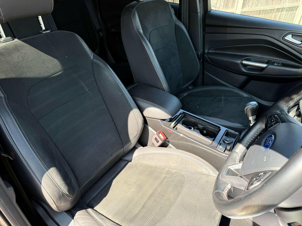 Ford Kuga 1.5 Tdci St-line 2Wd Grey #8
