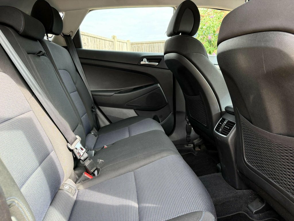 Hyundai Tucson Suv Blue #10