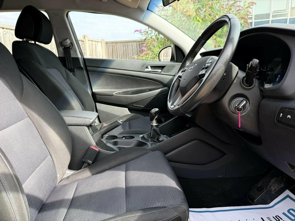 Hyundai Tucson Suv Blue #29