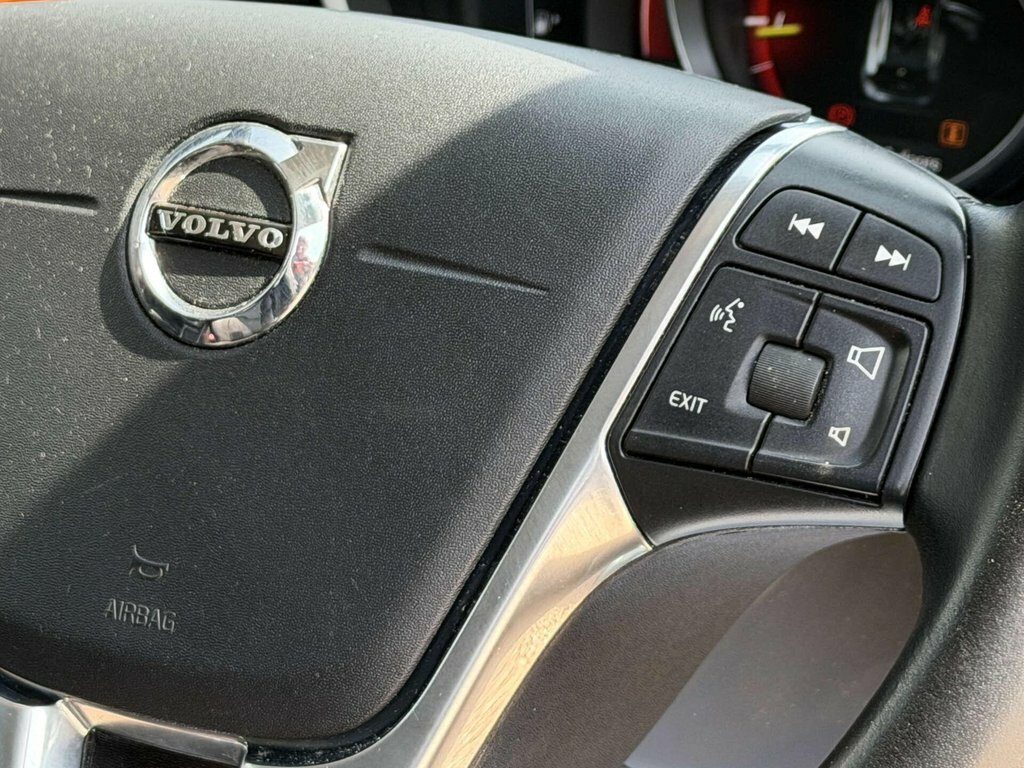 Volvo V40 T3 R-design Silver #39