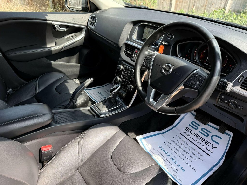 Volvo V40 T3 R-design Silver #30