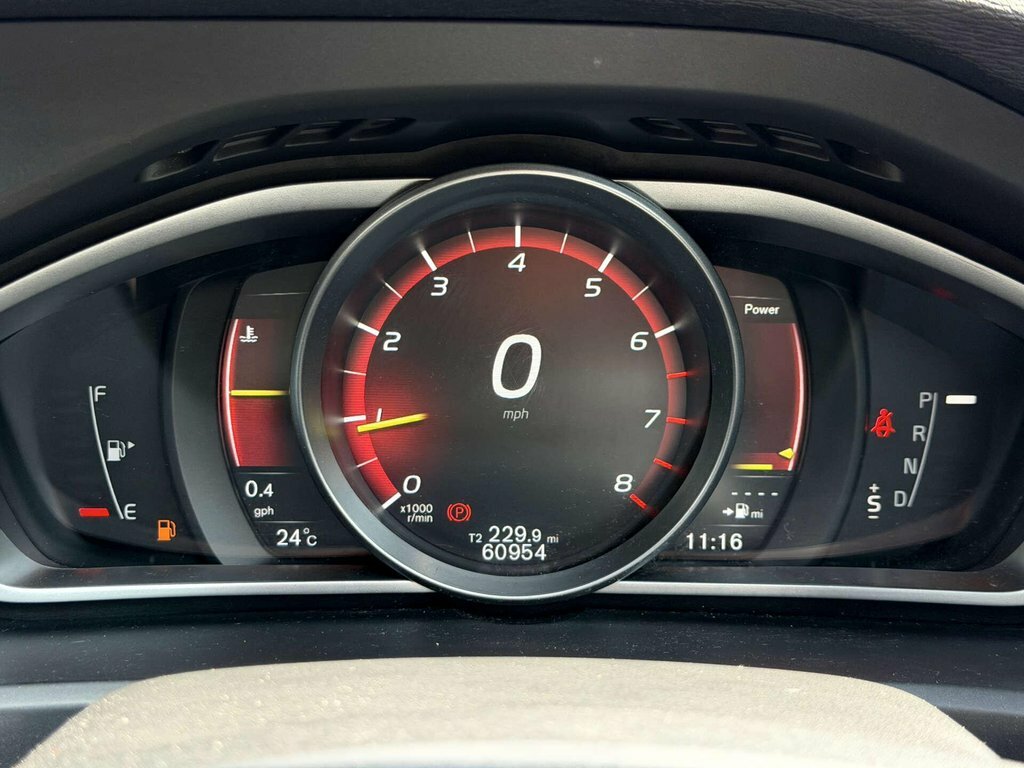 Volvo V40 T3 R-design Silver #8