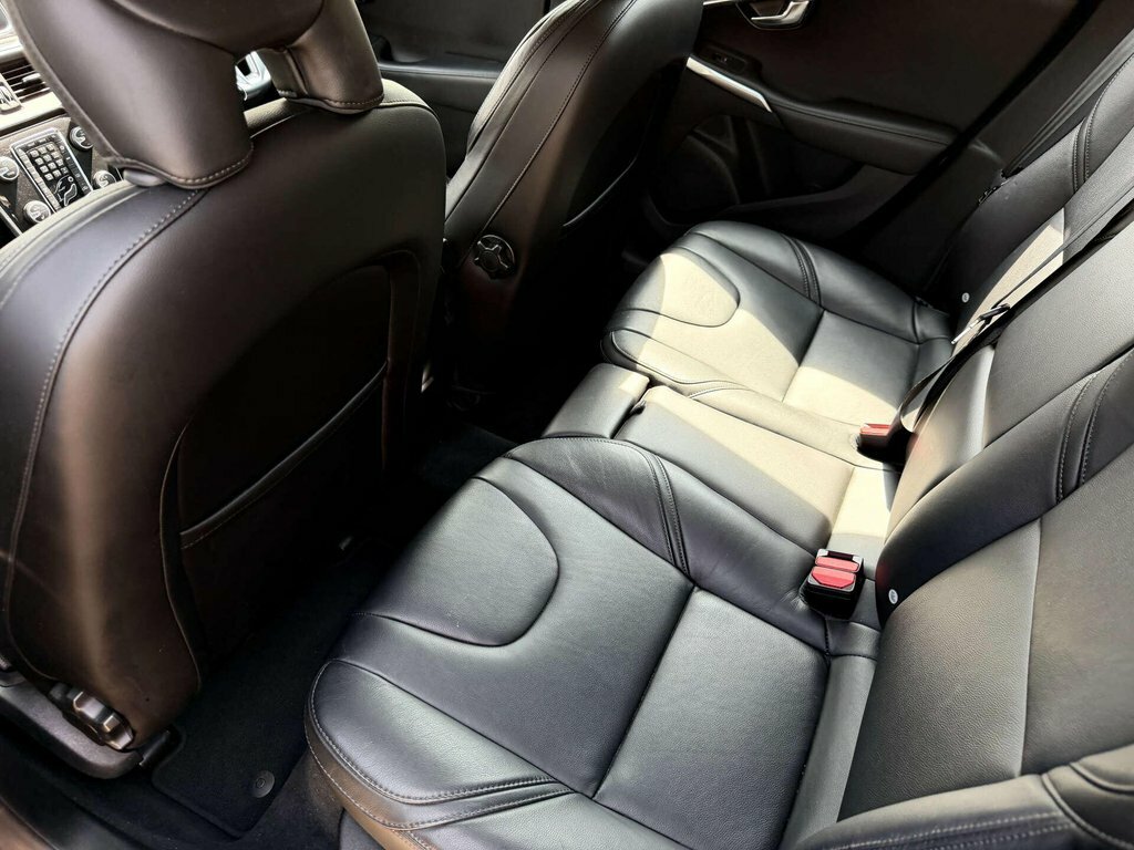 Volvo V40 T3 R-design Silver #10