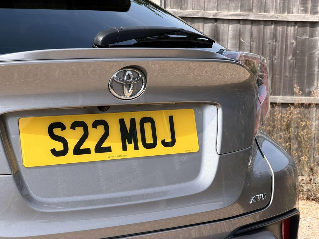 Toyota C-Hr 1.2 Dynamic Awd Silver #22