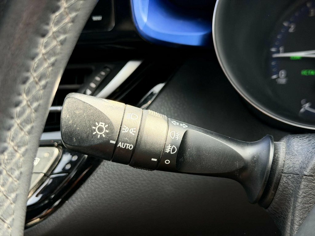 Toyota C-Hr 1.2 Dynamic Awd Silver #40