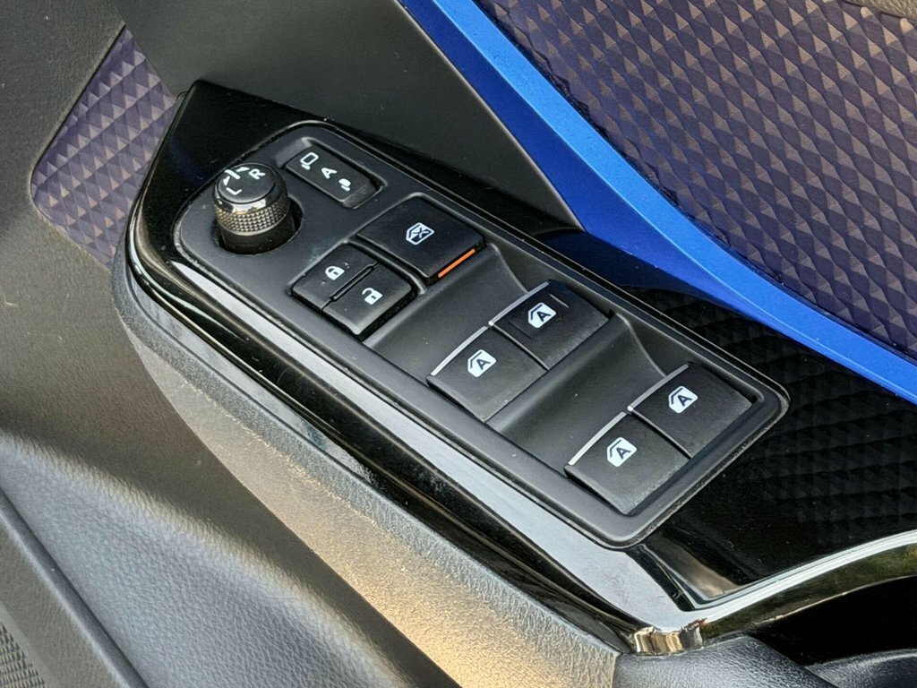 Toyota C-Hr 1.2 Dynamic Awd Silver #44