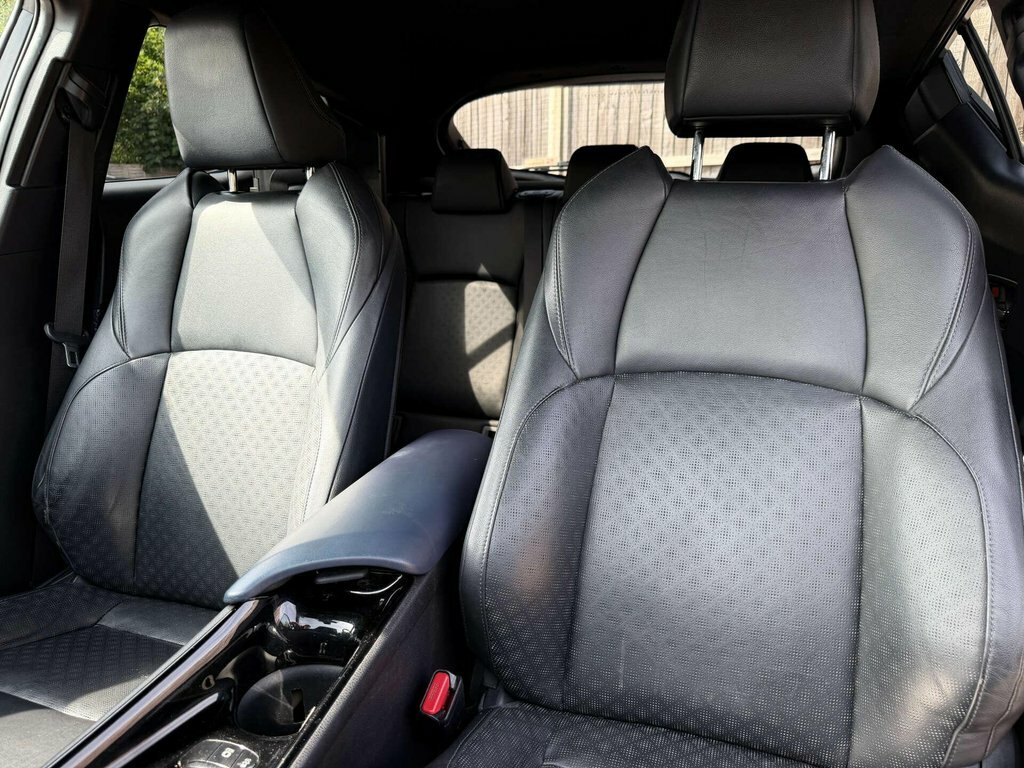 Toyota C-Hr 1.2 Dynamic Awd Silver #31