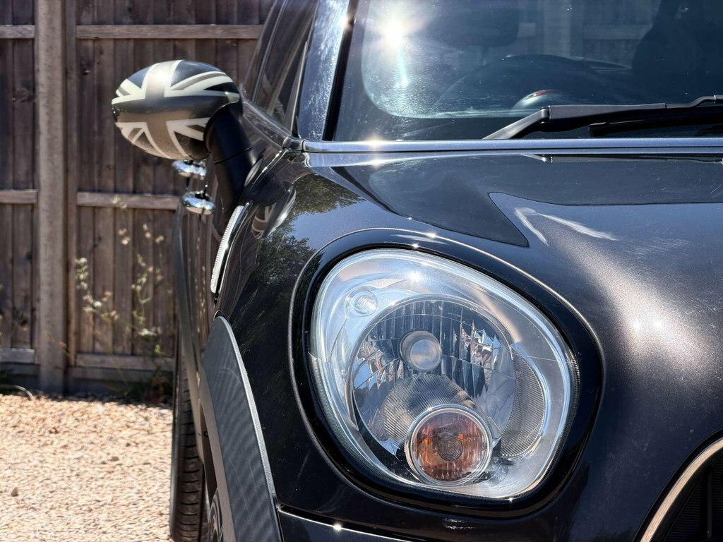 Mini Countryman 1.6L One 98 Bhp White #18